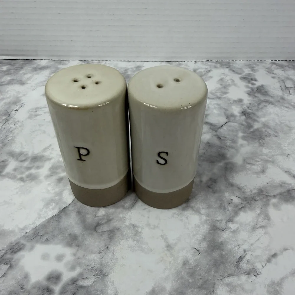 Hearth & Hand Stoneware Salt & Pepper Shakers Cream Tan P S Joanna Gaines EUC